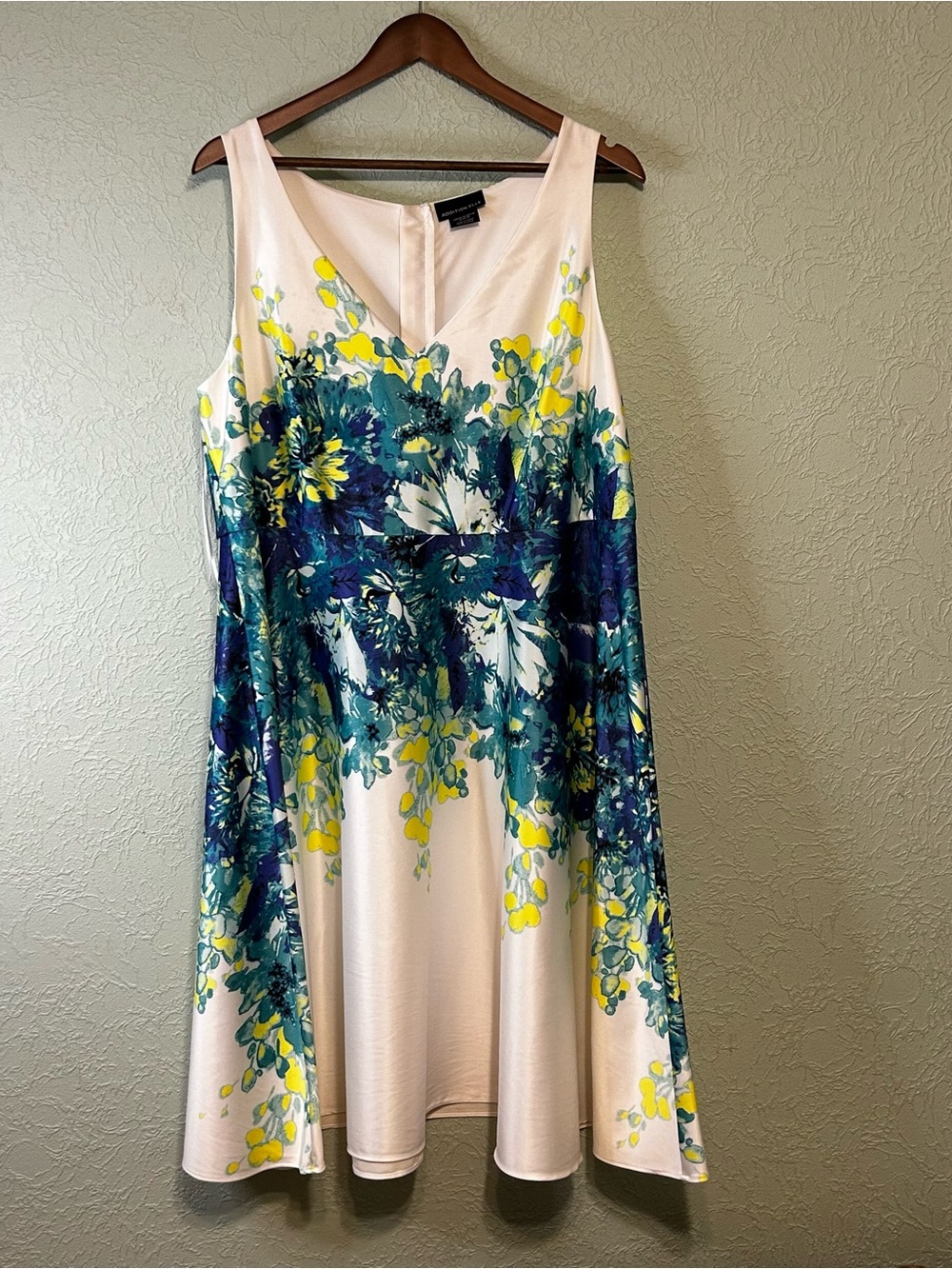 Addition Elle sleeveless floral fit & flare dress, size 16